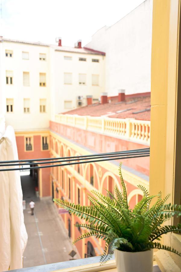 Hostal Guestped Мадрид Екстер'єр фото